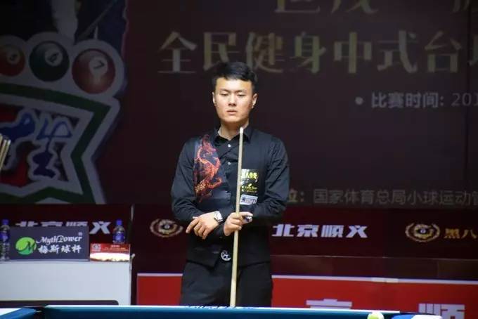 多名球员之 多名球员之