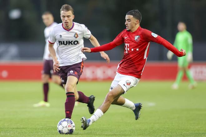 的战术磨合 的战术磨合