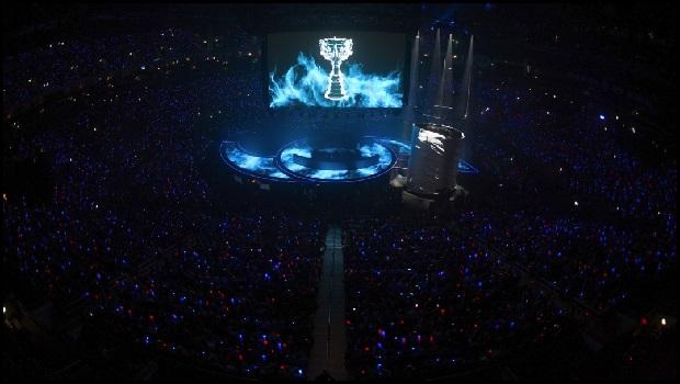 相比之下 相比之下