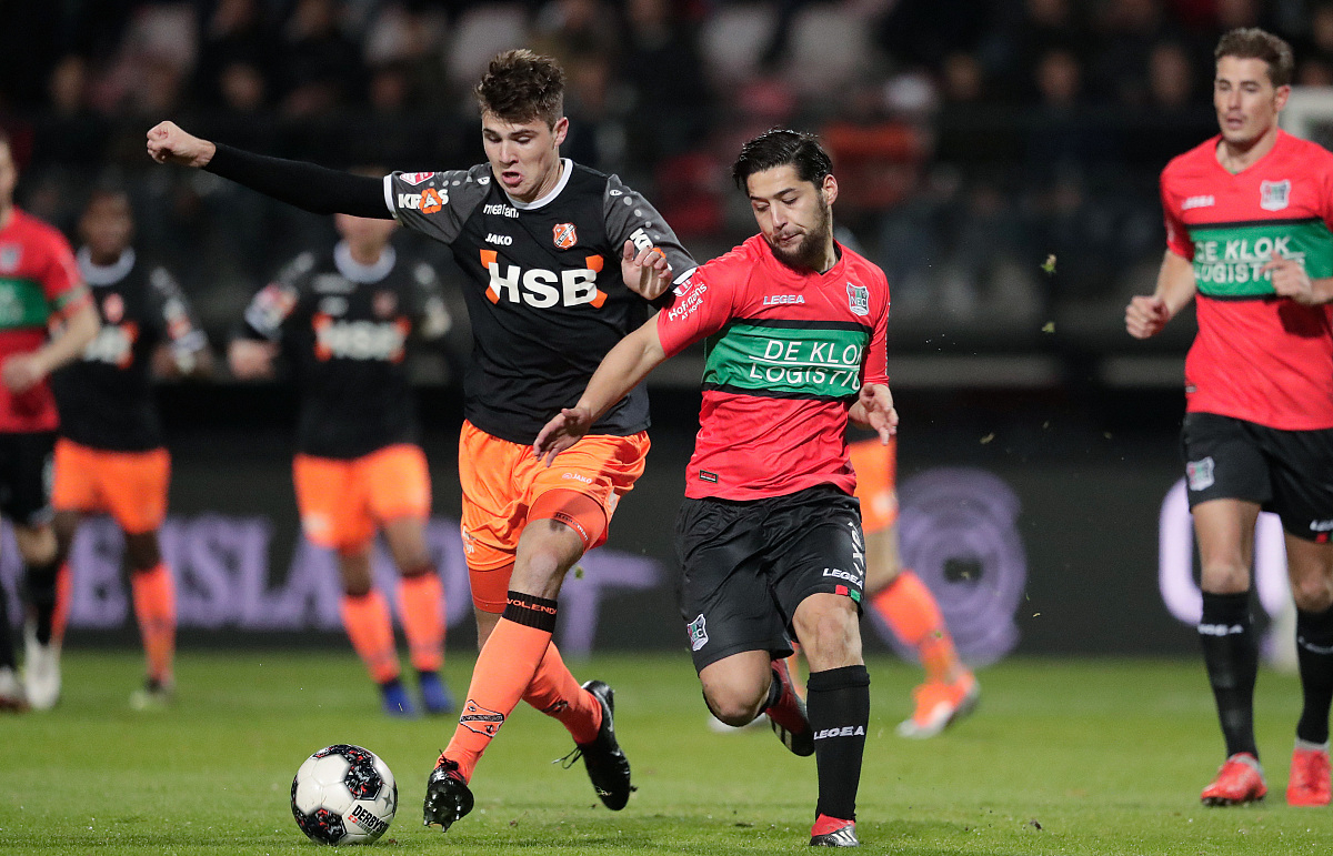 并引入出手 并引入出手